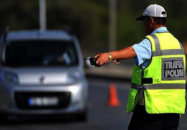 Driver’s licenses need to be renewed with increased specifics: Education Ministry