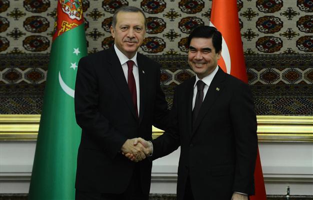 Turkmenistan inks deal with Turkey to supply gas to TANAP pipeline
