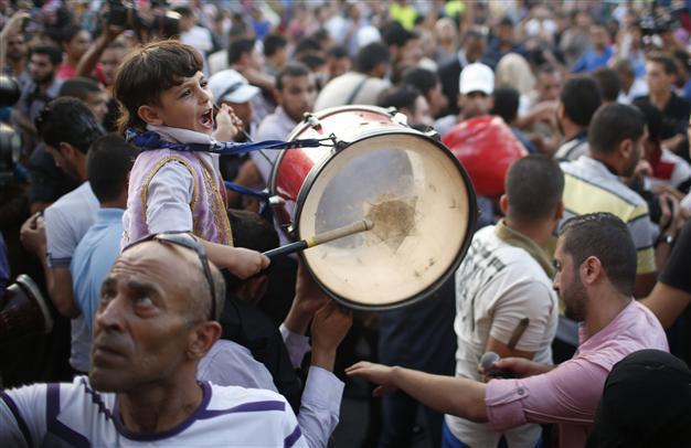 Five-day Gaza truce off to shaky start