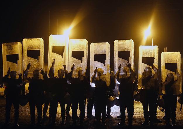 Iraqi peshmerga fighters in Kobane, prepare for ISIL battle