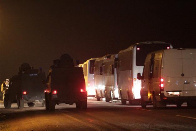 New peshmerga group enters Kobane from Turkey