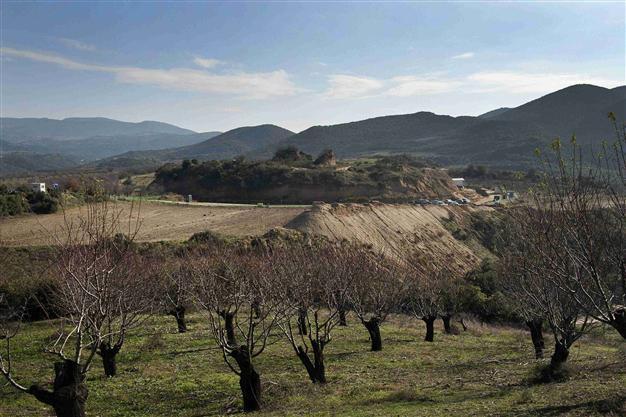 Ancient coins found in Greeces mystery tomb