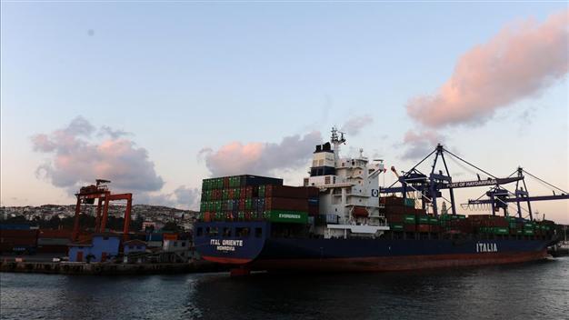 Turkey’s current account deficit shrinks to 35-month low