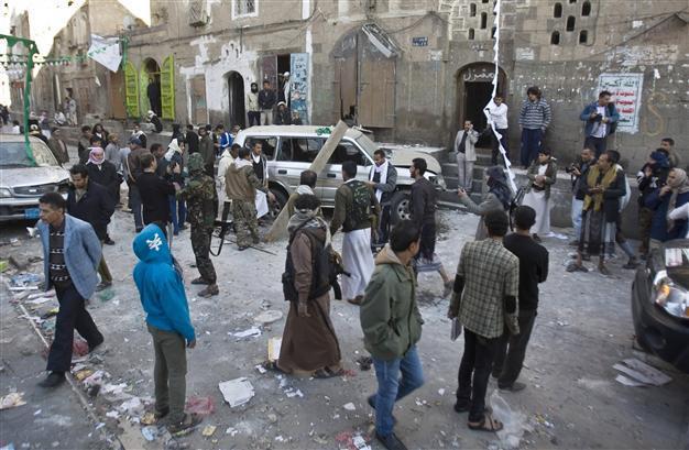 Five bombs explode in Yemeni capital, killing one