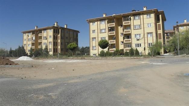 Entire district on Turkish-Syrian border with 78,000 inhabitants to be sold off