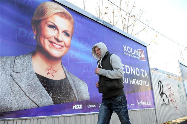 Croatians elect new president under cloud of economic crisis