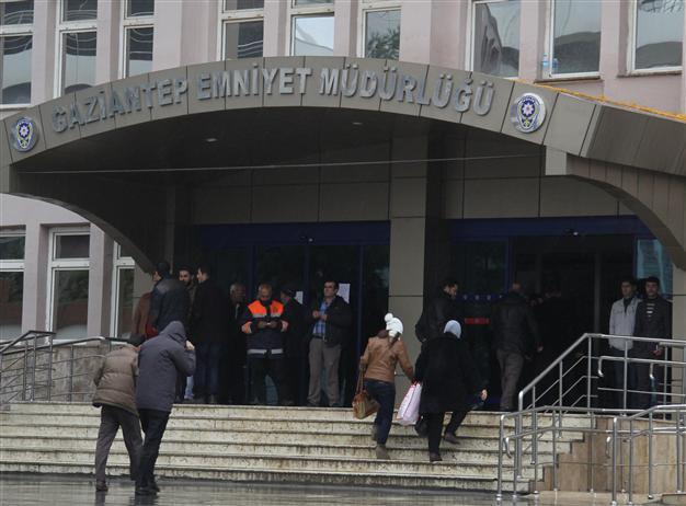 More Turkish police officers held in wiretapping probe