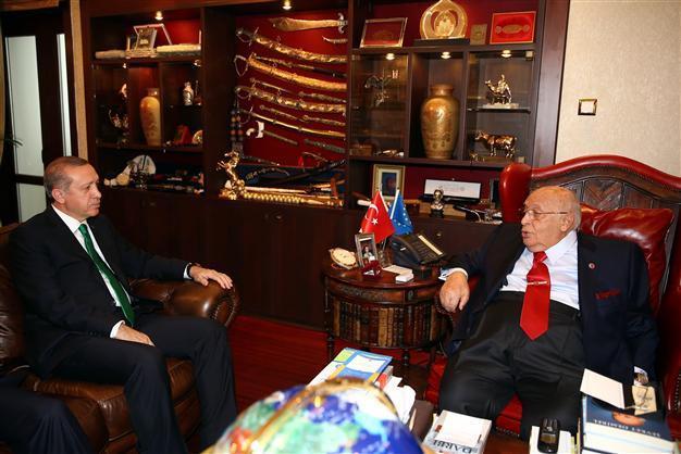 President Erdoğan pays condolence visit to former President Süleyman Demirel