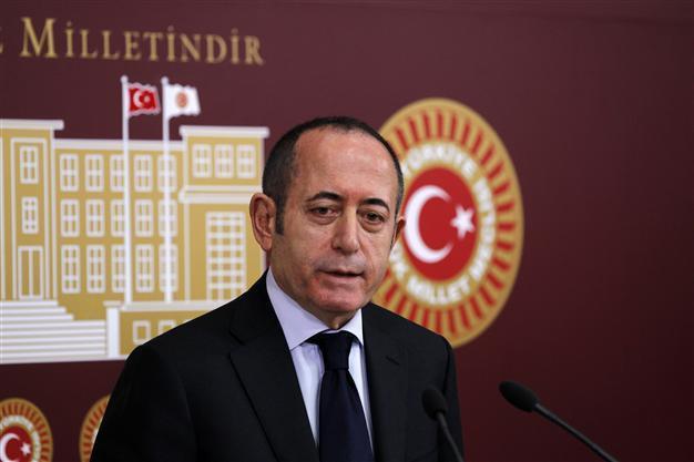 CHP calls on PM to defend Deputy PM Babacan, charged with ‘treason’ by president