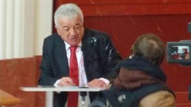 VIDEO: French-Armenian protester throws juice on Turkey’s Paris ambassador