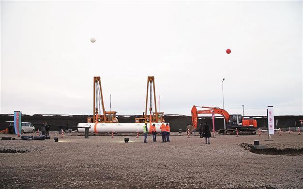 Europe needs eastern gas links to curb Russian dominance: US