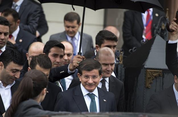 Turkish PM Davutoğlu expresses support for presidential system