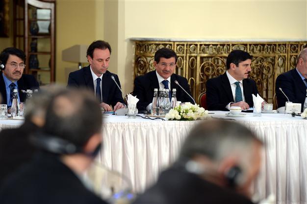 Turkish PM meets Syrian National Council, calls ‘democratic Syria’ ultimate objective