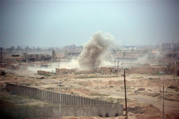 US launches Tikrit air strikes to support Iraqi forces