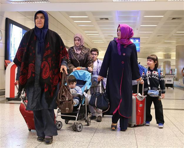 Turkish citizens evacuated from Yemen arrive home