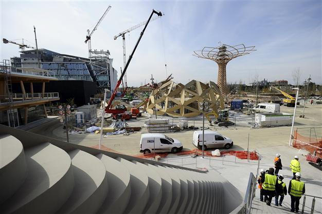 Italy pins hopes on Milan Expo after corruption, delays
