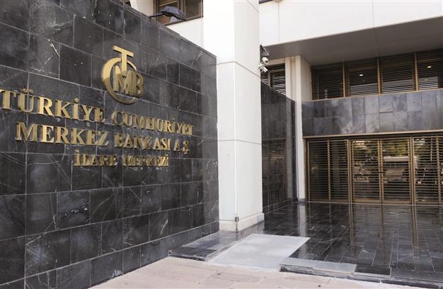 Turkish PM Davutoğlu tells Central Bank head presidential briefings may also be beneficial