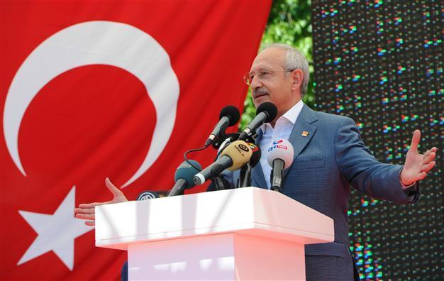 CHP head laments the use of the Quran as an instrument for politics