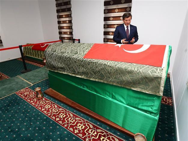 Syria state media slams Turkey PM cross-border tomb trip