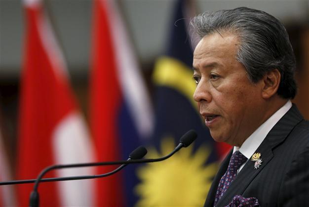 Malaysian FM to meet Indonesian, Thai counterparts on migrants