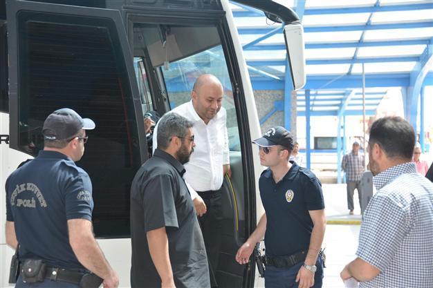 25 released, 18 sent to court in ‘parallel’ operation in Konya