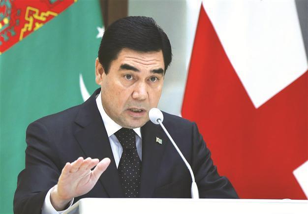 Turkmenistan leader purges cabinet for corruption, slow reform
