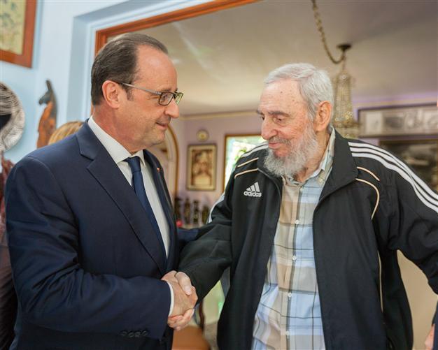 Frances Hollande meets Fidel Castro and urges end to Cuba embargo