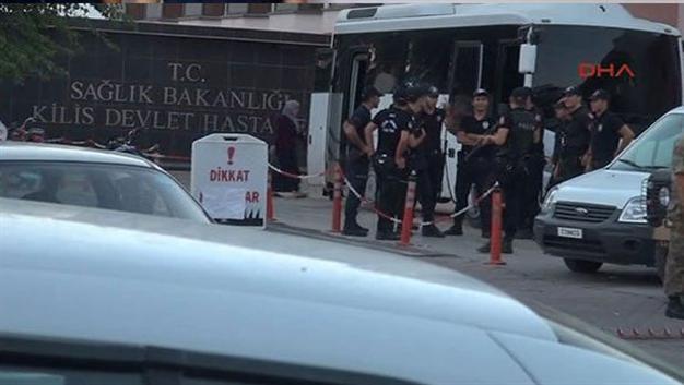 Turkish soldier killed, another missing on border with ISIL territory in Syria