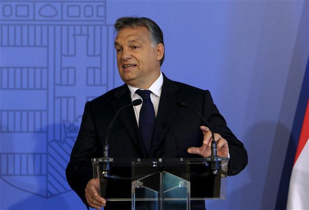 Hungarys Orban: EU should pay Turkey, other countries to help handle migrants