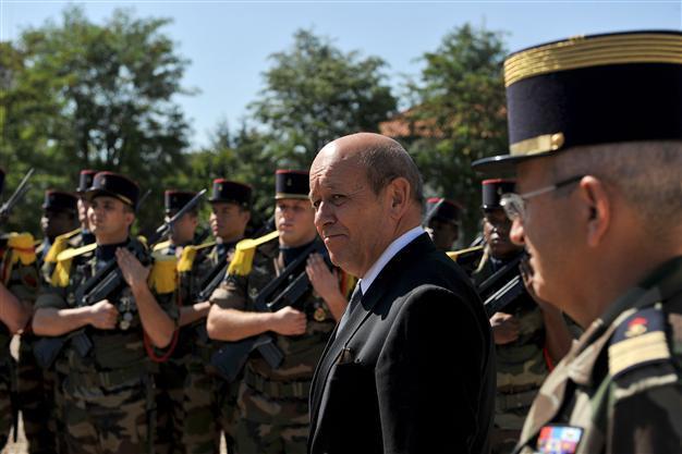 French air strikes on ISIL in Syria in coming weeks: Defence Minister