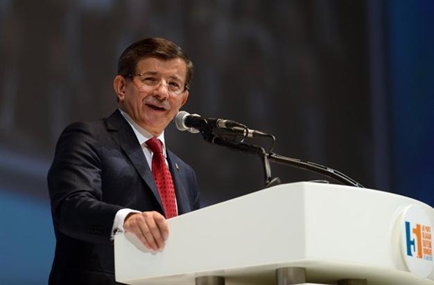 Turkish PM rings the alarm, as Russia increases military presence in Syria