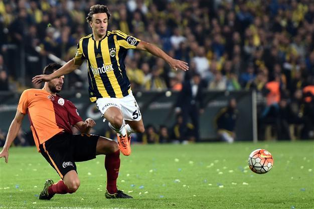 Galatasaray scores late to draw at Fenerbahçe