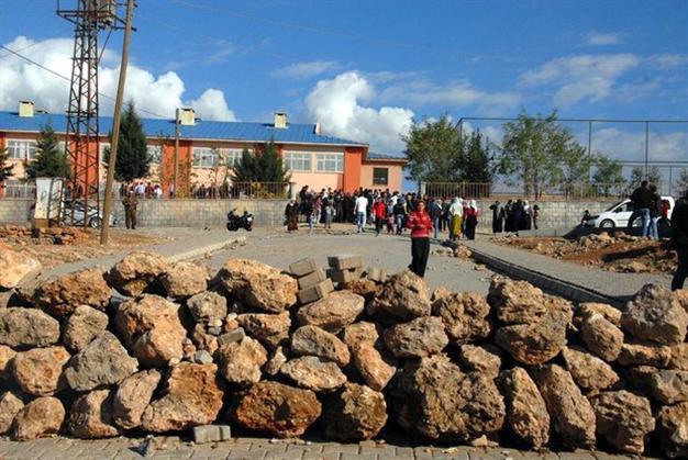 Polls closed in eastern provinces under tight security