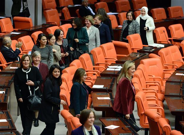 Number of women MPs in Turkish parliament drops after Nov 1 vote