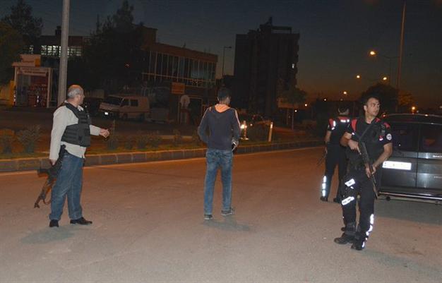 One police officer wounded, one suspect killed in Turkey’s southeast