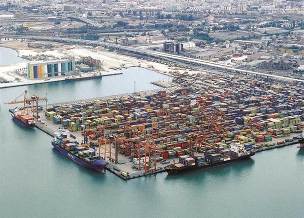 Turkey posts current account surplus