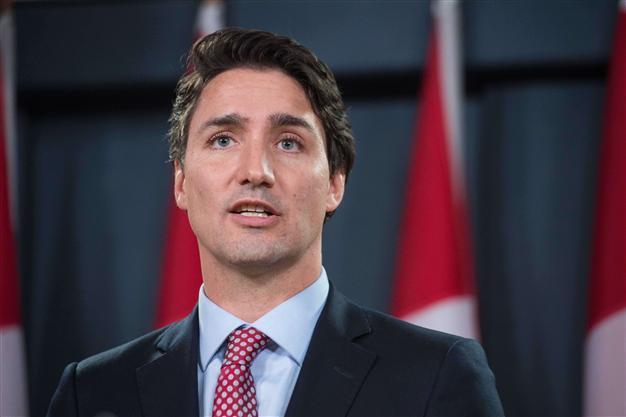 Canada withdrawing fighter jets from Iraq, Syria, Trudeau tells Obama