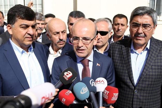 Economy minister promises reform package to boost economy