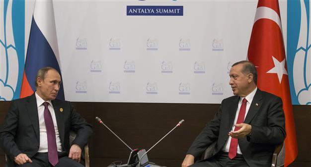 Erdoğan, Putin discuss Syria, Assad’s future in tête-à-tête
