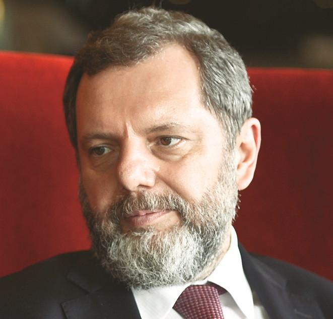 With dim coalition hope, business world wants elections without delay