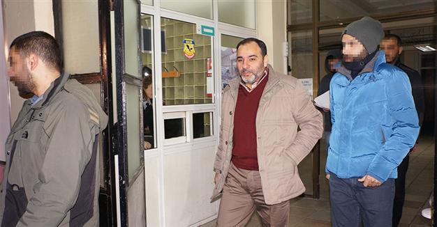 Turkish journalist briefly detained at airport after missed court appearance