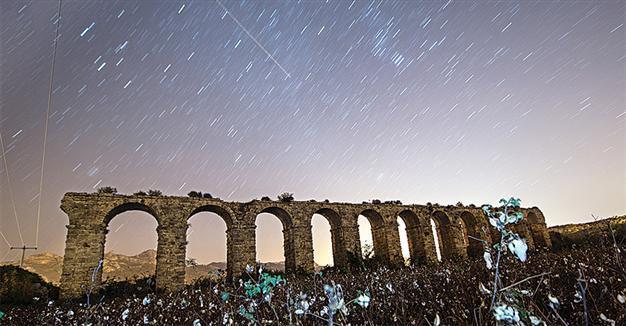 Meteor shower in Antalya skies