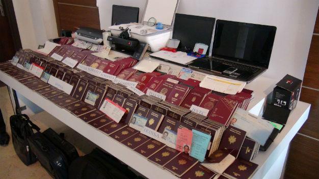 1,050 foreign passports seized in Istanbul raids