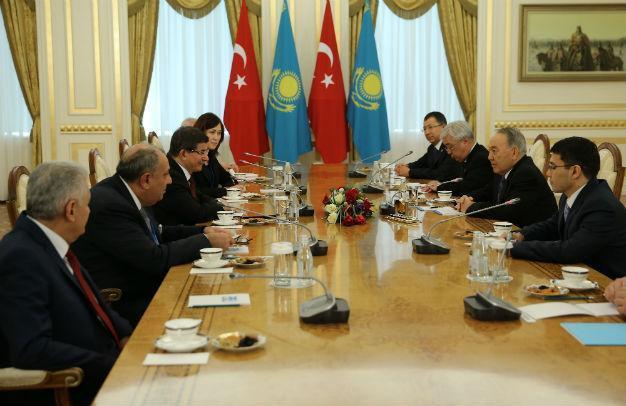 Turkey, Kazakhstan to be central in Eurasia: Davutoğlu