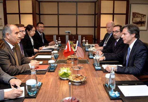 Turkish minister talks energy security with senior US official