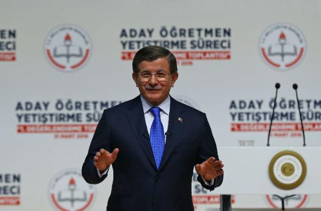 Turkish PM praises teachers working in conflict-hit southeast