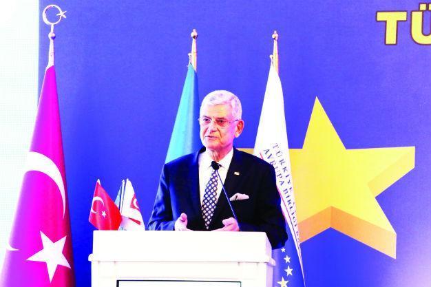 Turkey ‘to fulfill EU visa criteria by deadline’