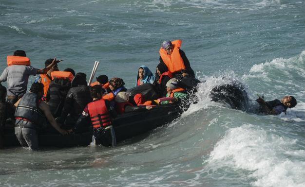 Four-year-old Afghan boy dies on migrant boat