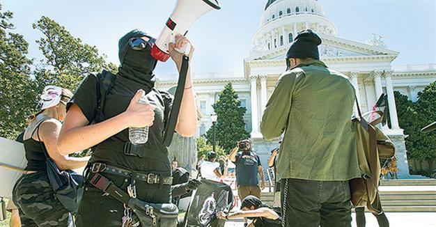 Clash at California capitol leaves at least 10 injured