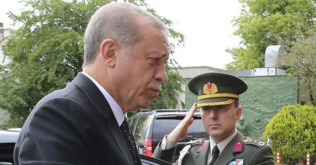 President Erdoğan’s chief aide admits mistakes but denies link to coup, Gülenists
